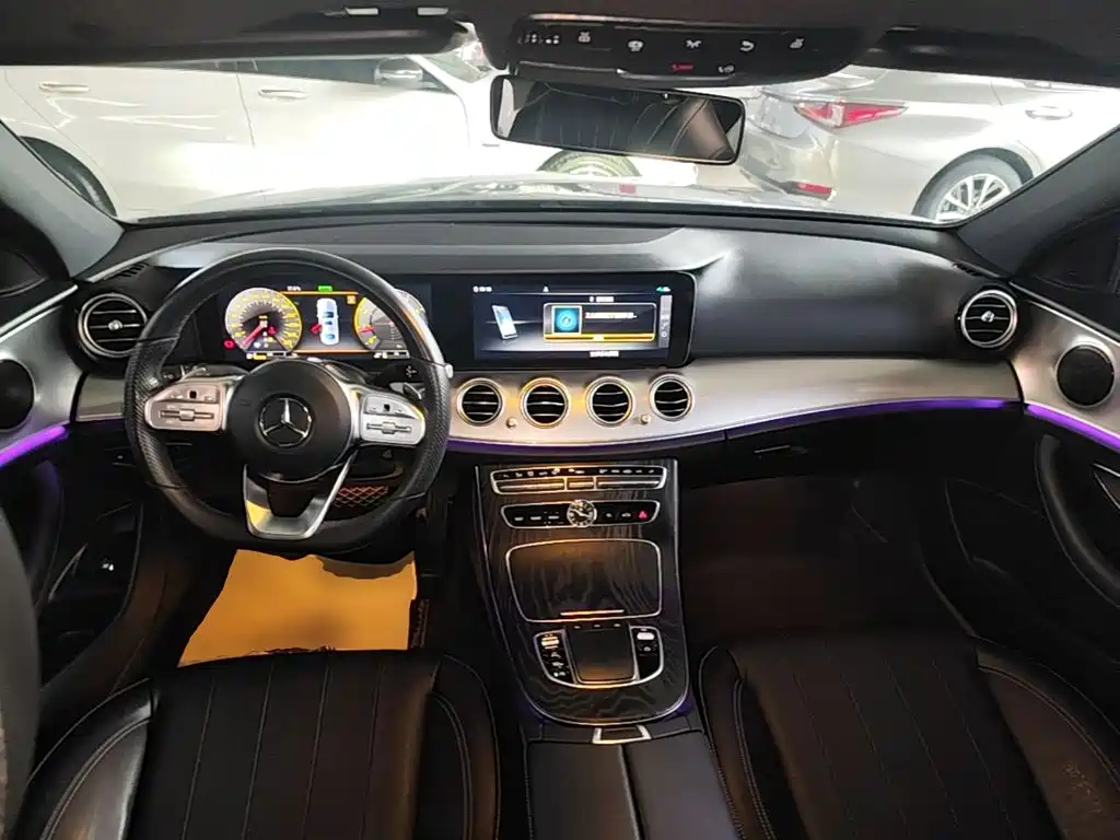 Mercedes-Benz E-Class (Import) — фото 9