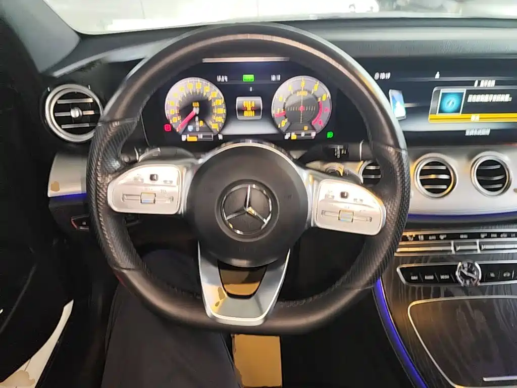 Mercedes-Benz E-Class (Import) — фото 10