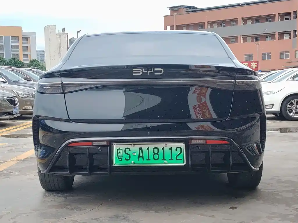BYD Seal — фото 7