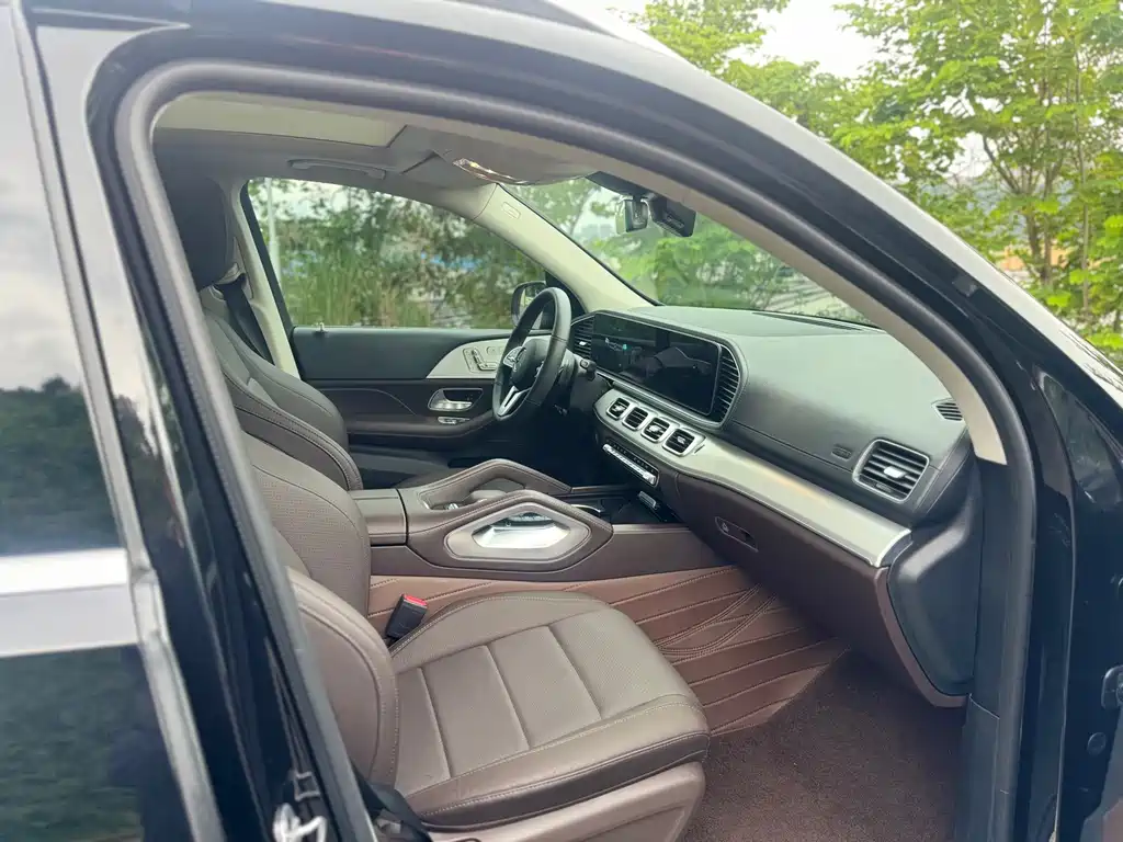 Mercedes-Benz GLE (Import) — фото 11