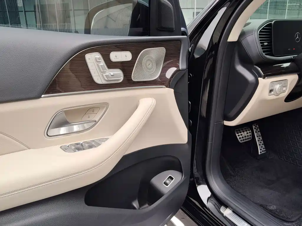 Mercedes-Benz GLE (Import) — фото 4