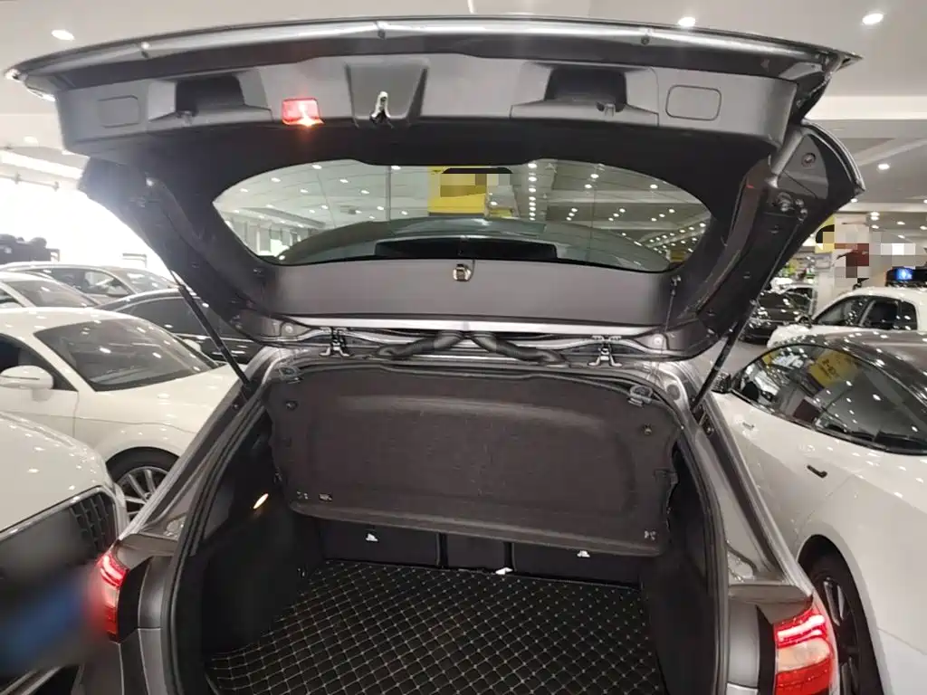 Mercedes-Benz B-Class — фото 18