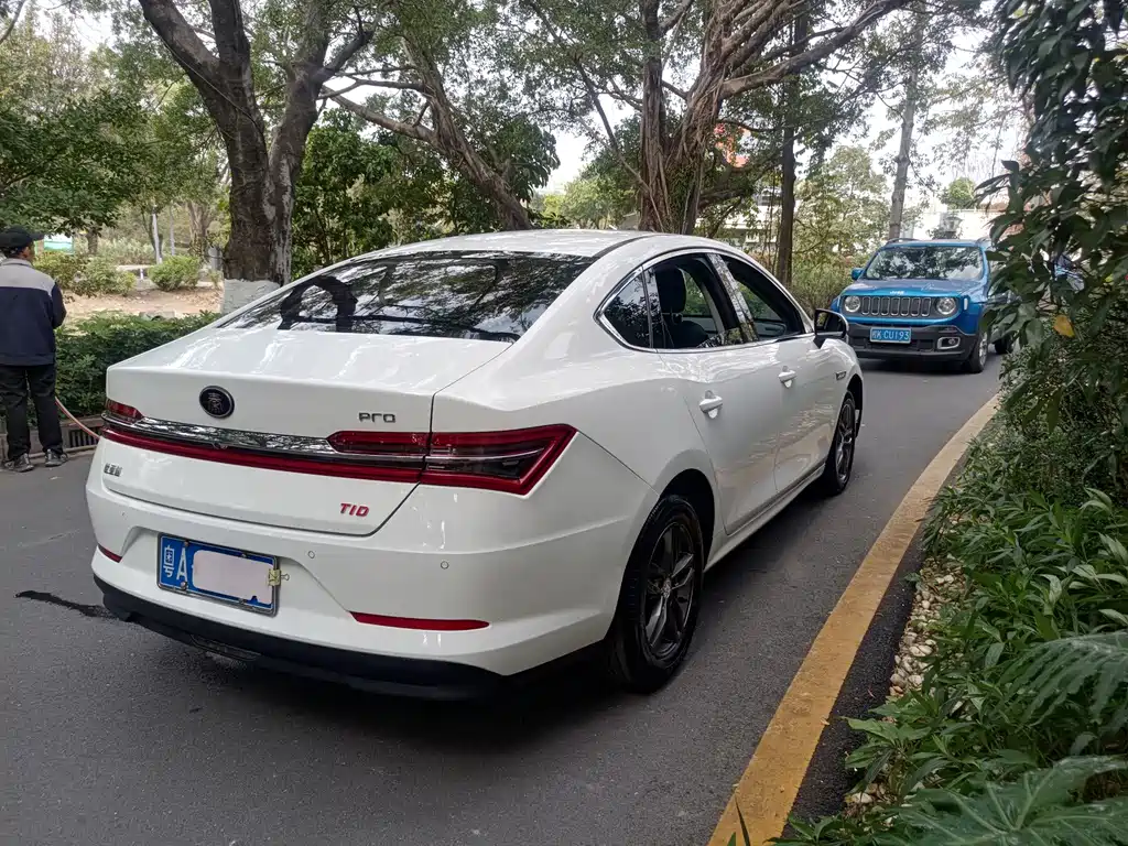 BYD Qin Pro — фото 4
