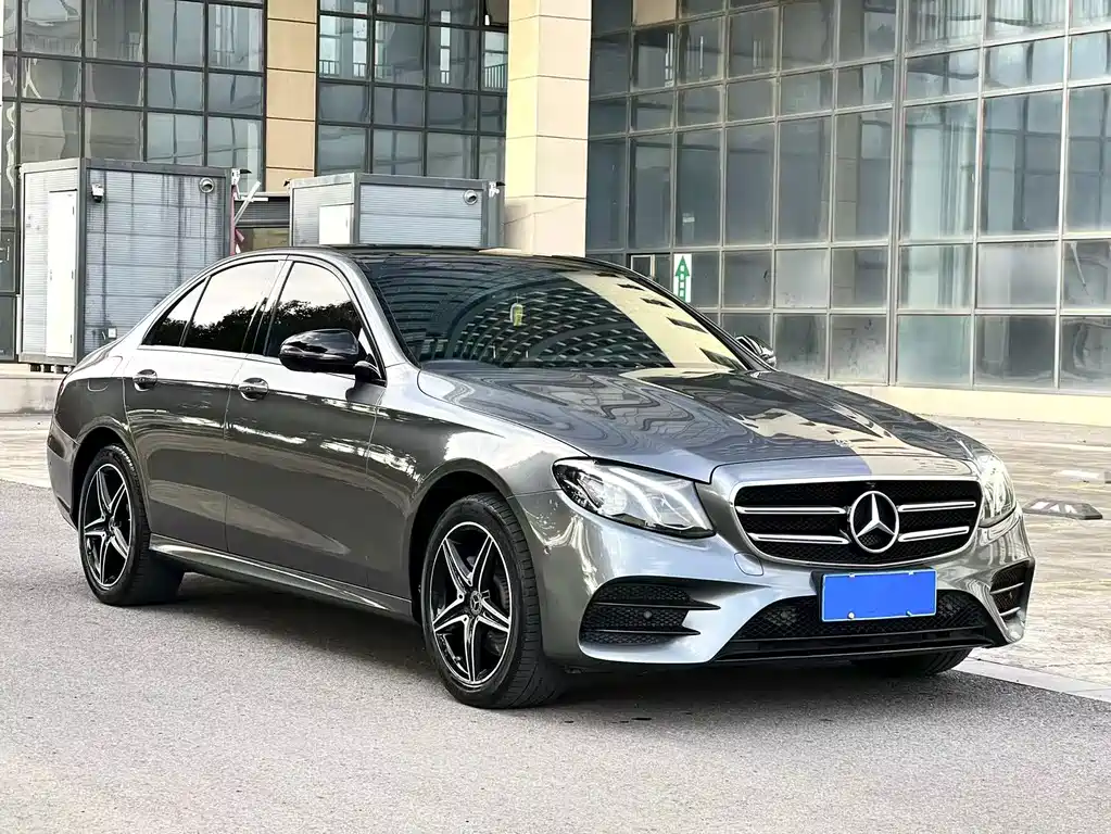 Mercedes-Benz E-Class (Import) — фото 3