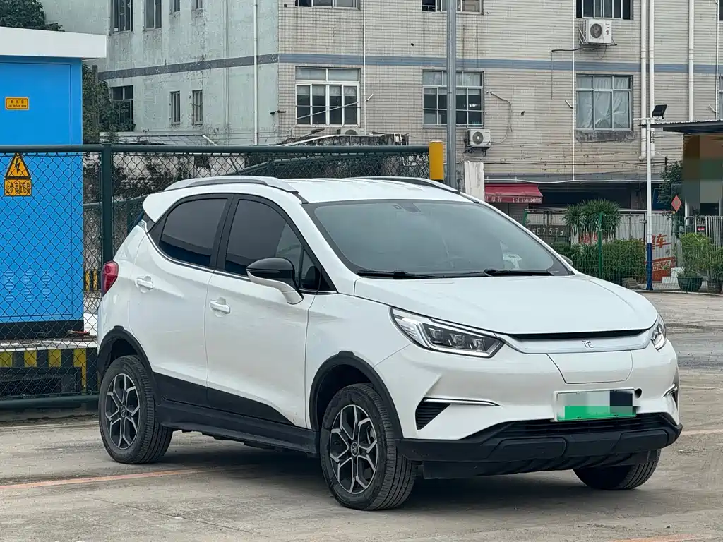 BYD Yuan Pro — фото 3