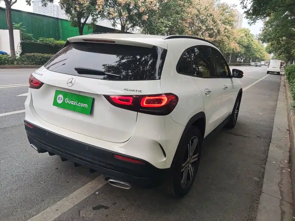 Mercedes-Benz GLA — фото 6
