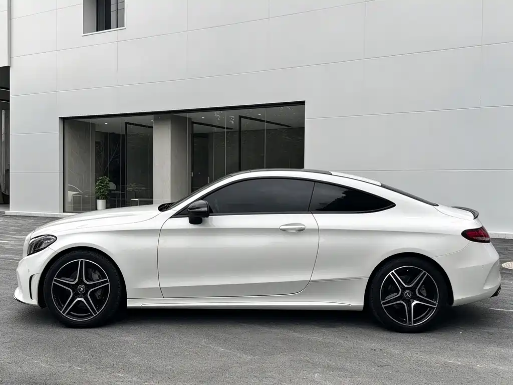 Mercedes-Benz C-Class (Import) — фото 5