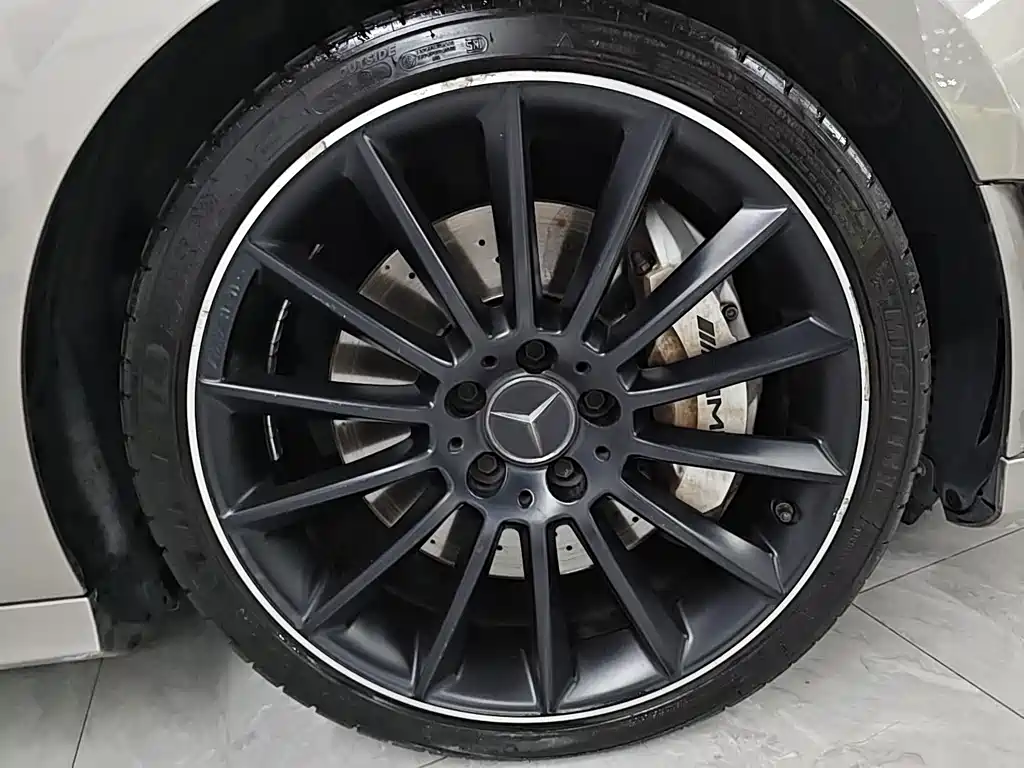 Mercedes-Benz A-Class AMG — фото 4