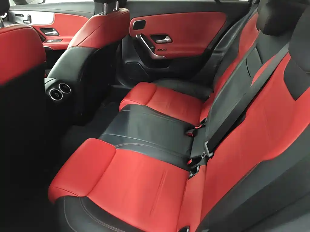Mercedes-Benz A-Class AMG — фото 7