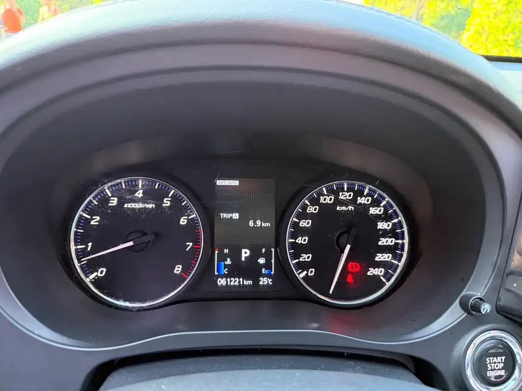 Mitsubishi Outlander — фото 20