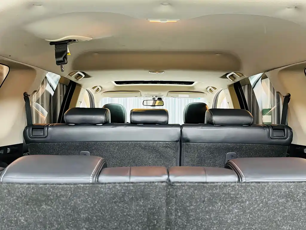Mitsubishi Outlander — фото 7