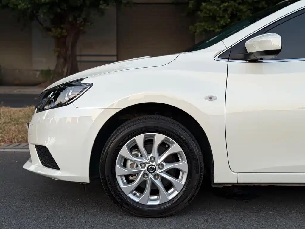 Nissan Sylphy — фото 17