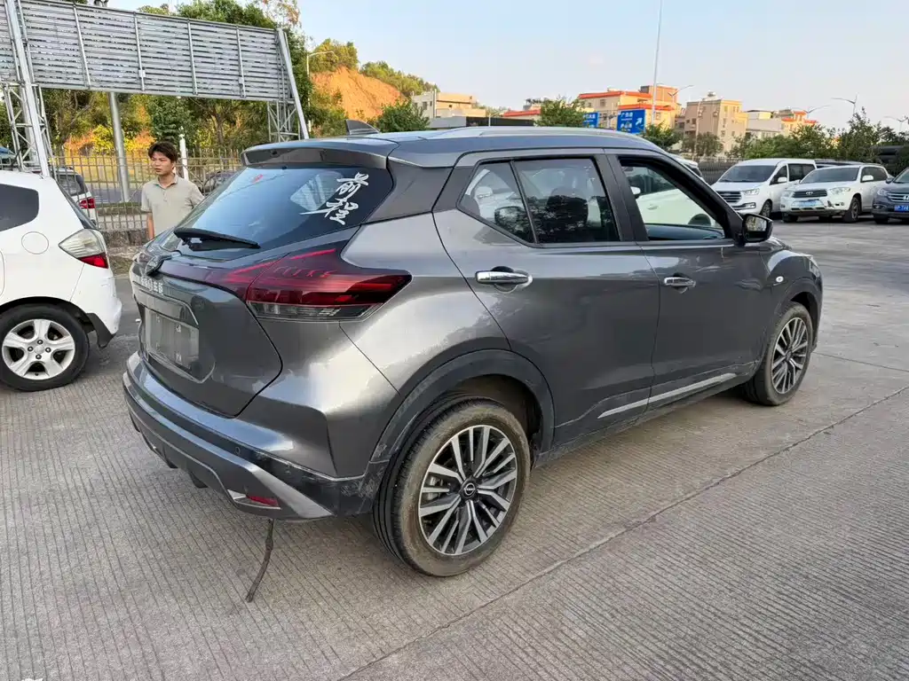 Nissan Kicks — фото 8