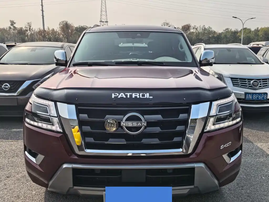 Nissan Patrol — фото 2