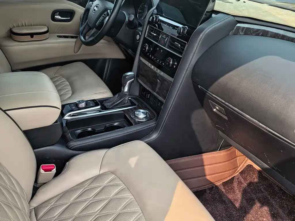 Nissan Patrol — фото 11