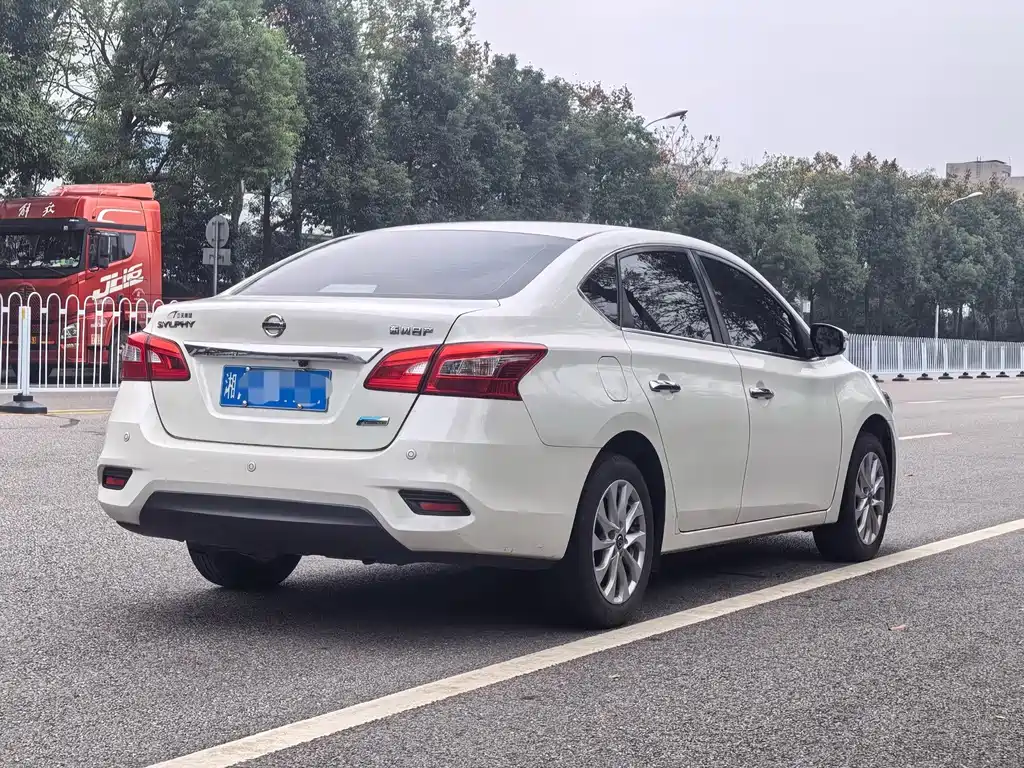Nissan Sylphy — фото 6