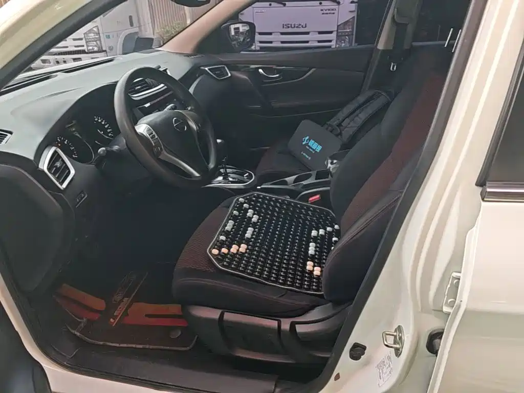 Nissan Qashqai — фото 14