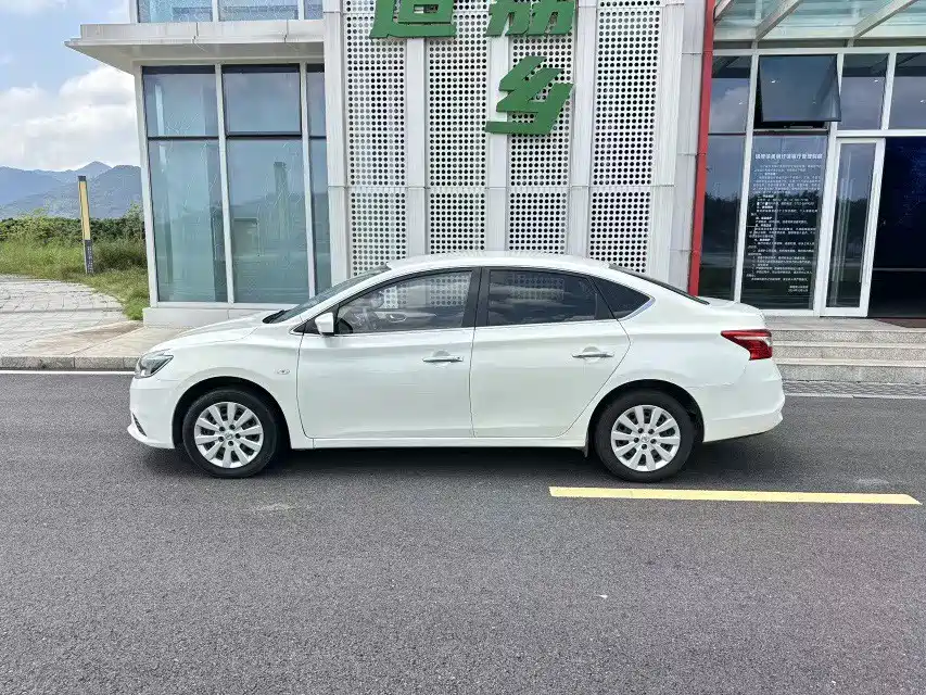 Nissan Sylphy — фото 5