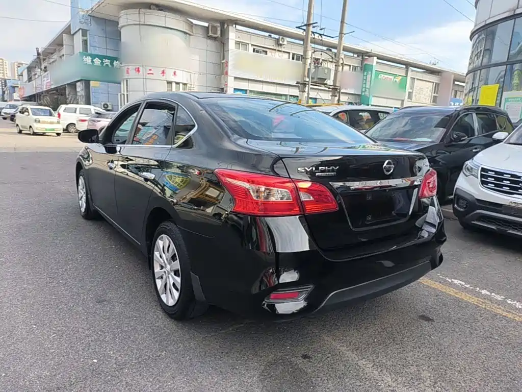 Nissan Sylphy — фото 4