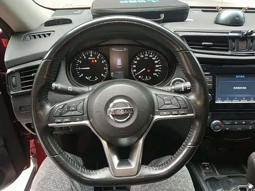 Nissan X-Trail — фото 10