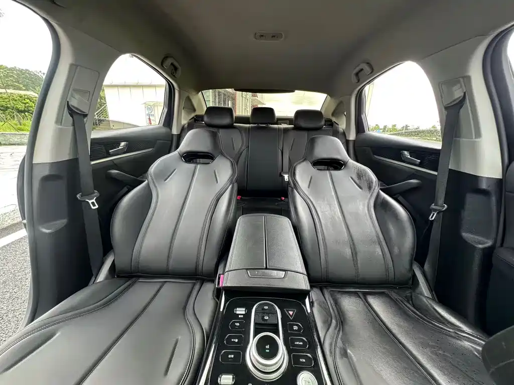 BYD Qin PLUS — фото 11