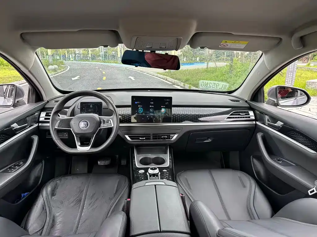 BYD Qin PLUS — фото 13
