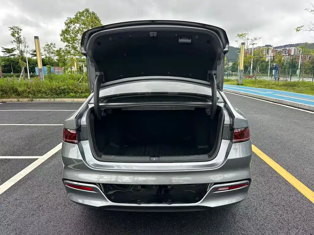 BYD Qin PLUS — фото 17
