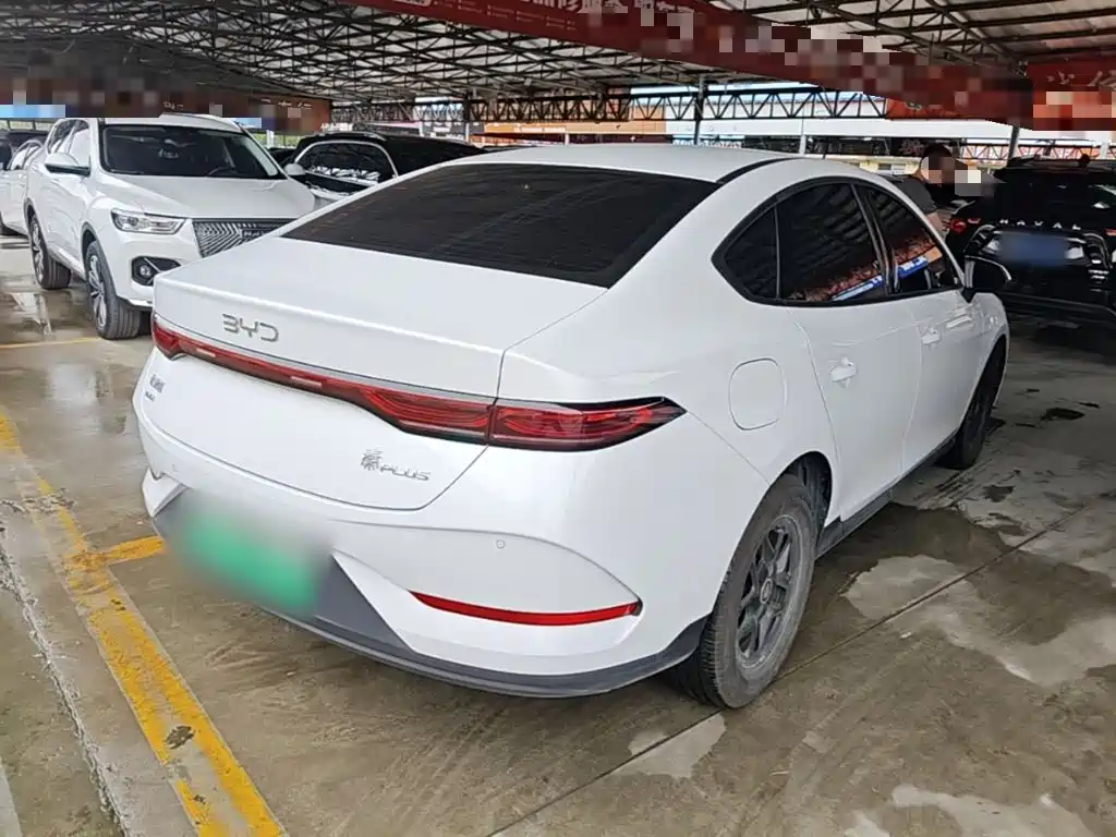 BYD Qin PLUS — фото 7