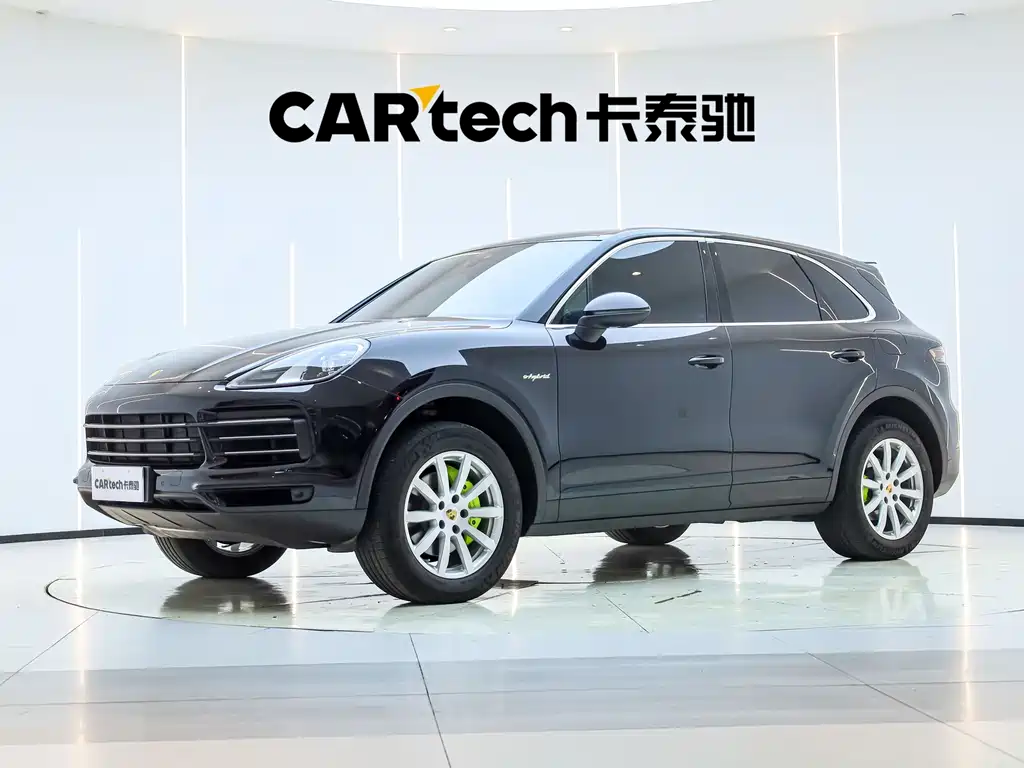 Porsche Cayenne Hybrid — фото 1