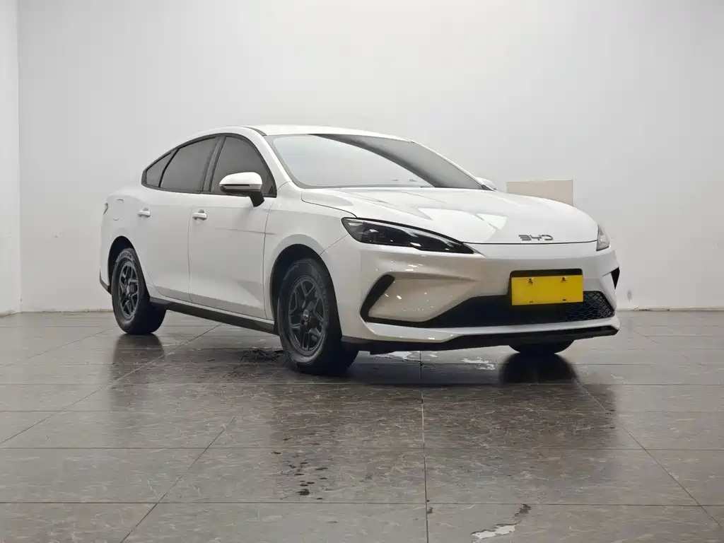 BYD Seal 05 DM-i — фото 2