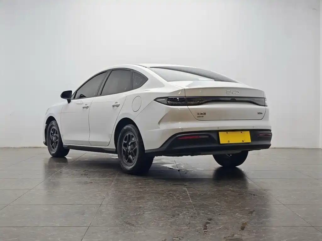 BYD Seal 05 DM-i — фото 4