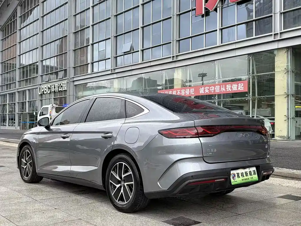 BYD Qin L — фото 6
