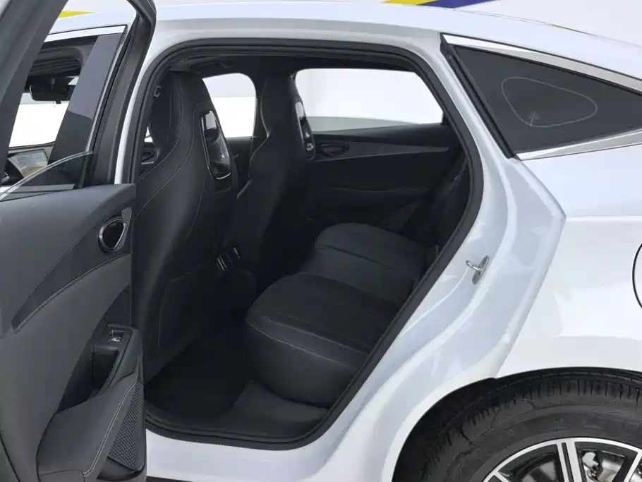 BYD Seal 06 — фото 11