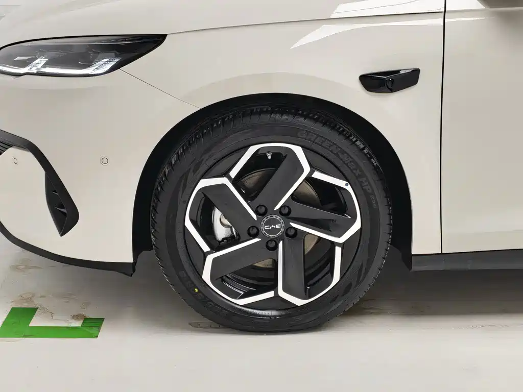 BYD Seal 06 DM-i Touring — фото 8