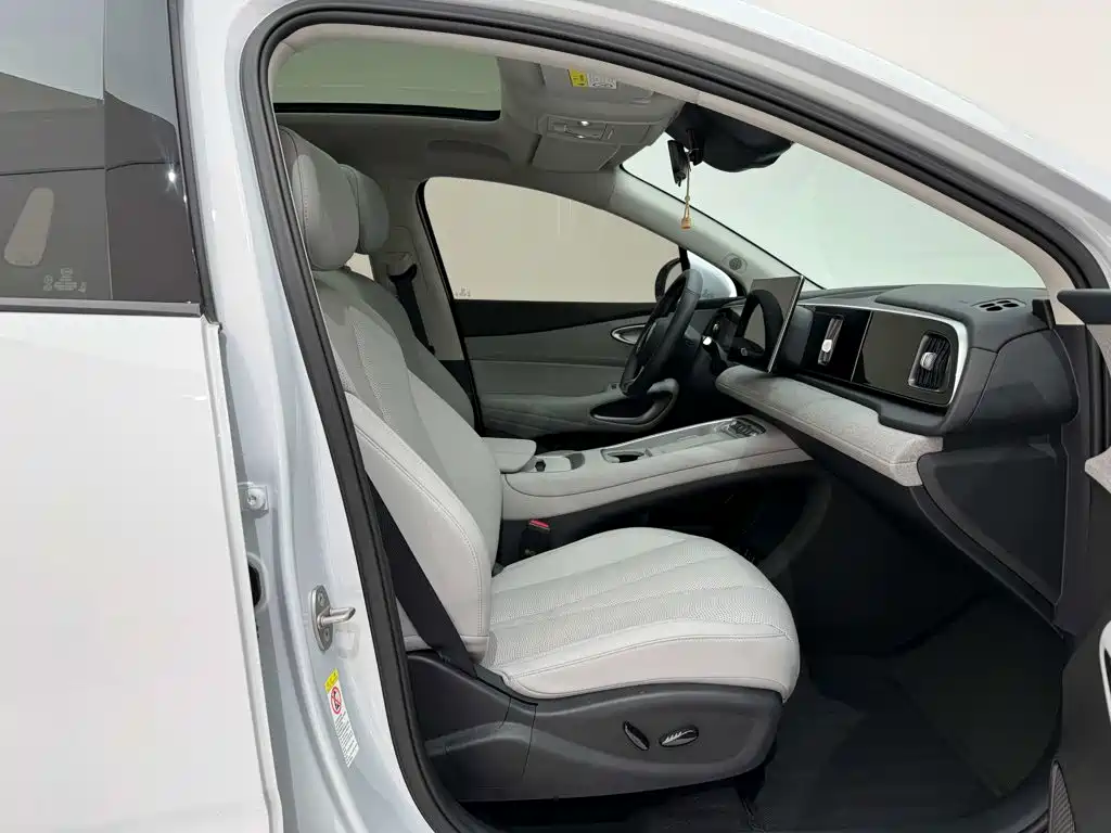 BYD Sealion 05 EV — фото 14