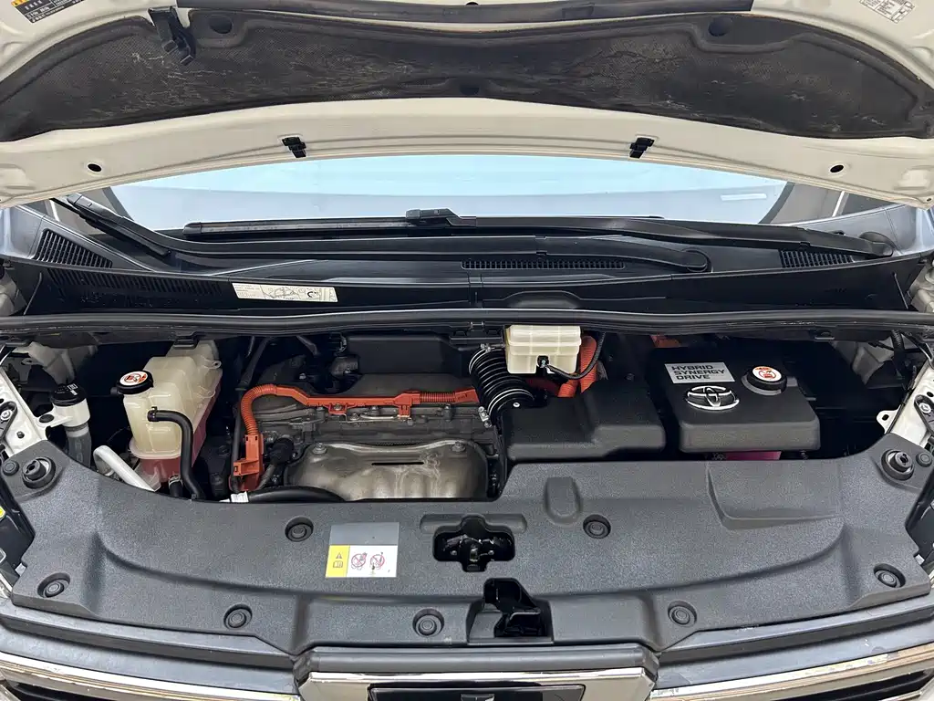 Toyota Vellfire — фото 9