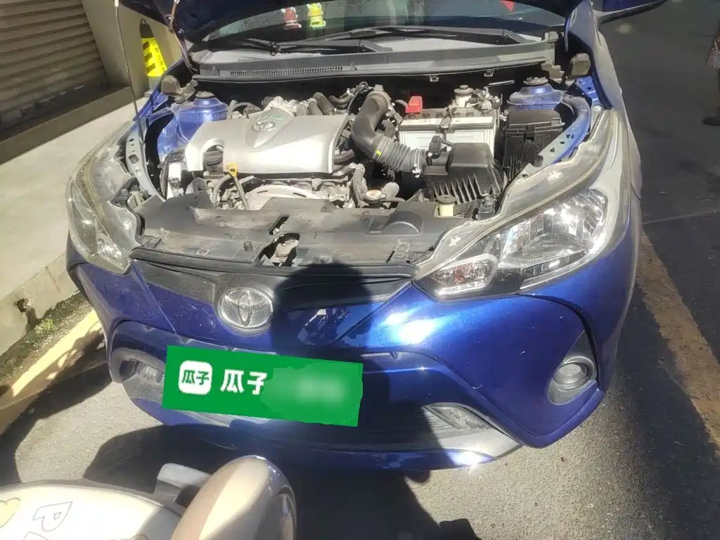 Toyota Yaris L — фото 16