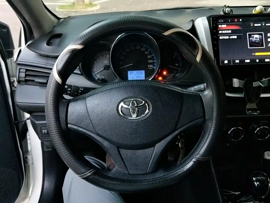 Toyota Vios FS — фото 15