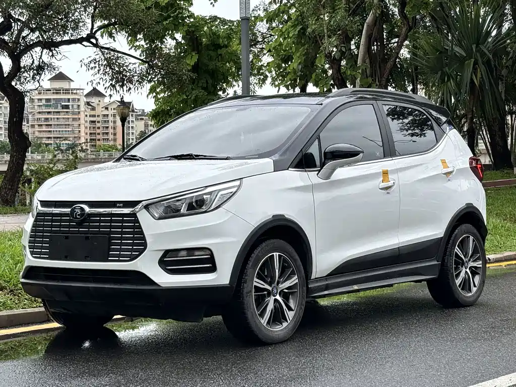 BYD Yuan EV