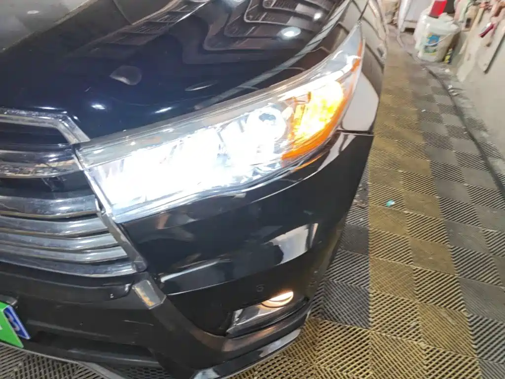 Toyota Highlander — фото 23