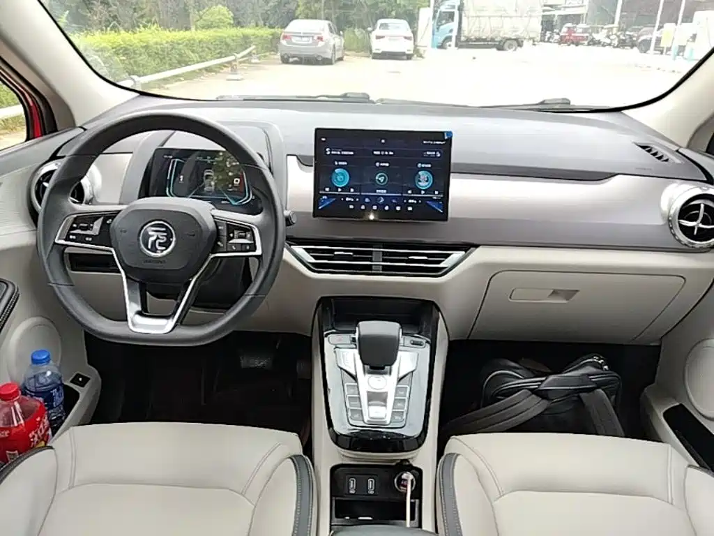 BYD Yuan Pro — фото 10