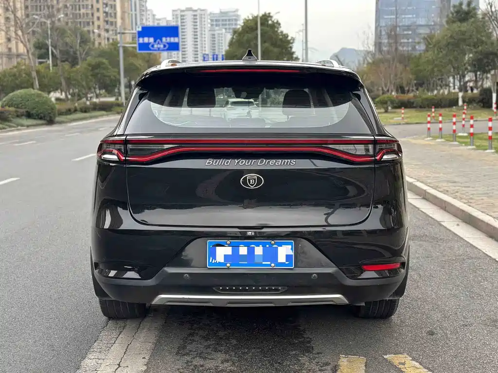 BYD Tang — фото 10