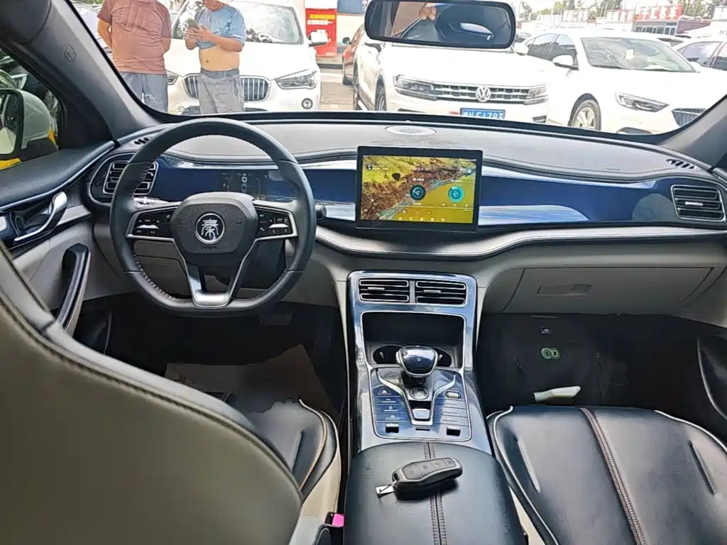 BYD Qin PLUS — фото 10