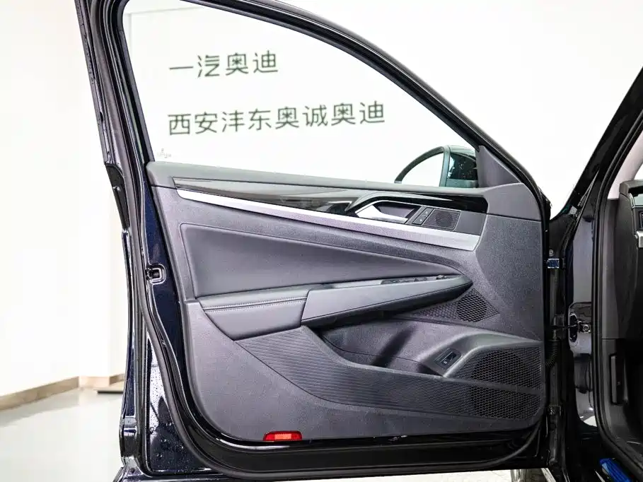Volkswagen Passat — фото 7