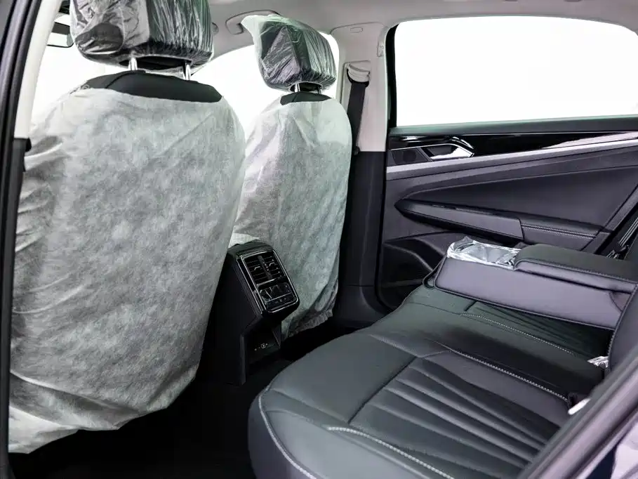Volkswagen Passat — фото 11