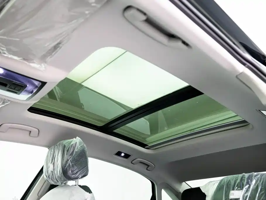 Volkswagen Passat — фото 16