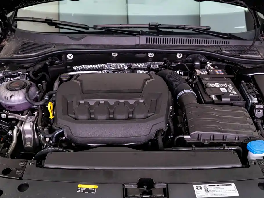 Volkswagen Passat — фото 21