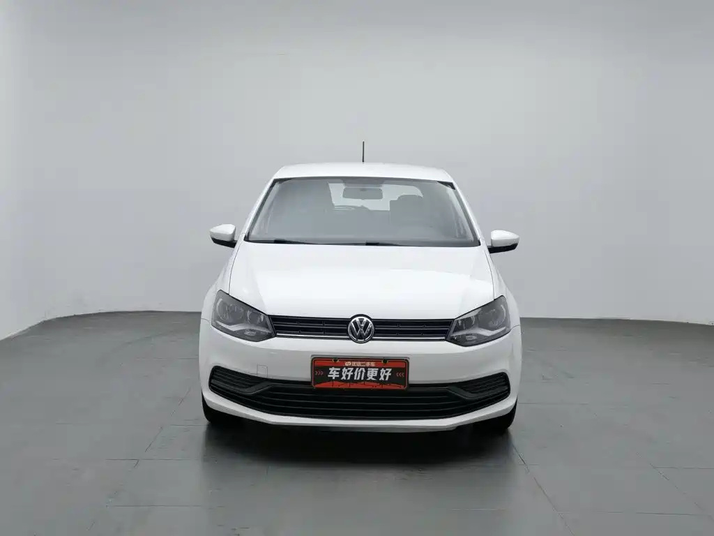 Volkswagen Polo — фото 3