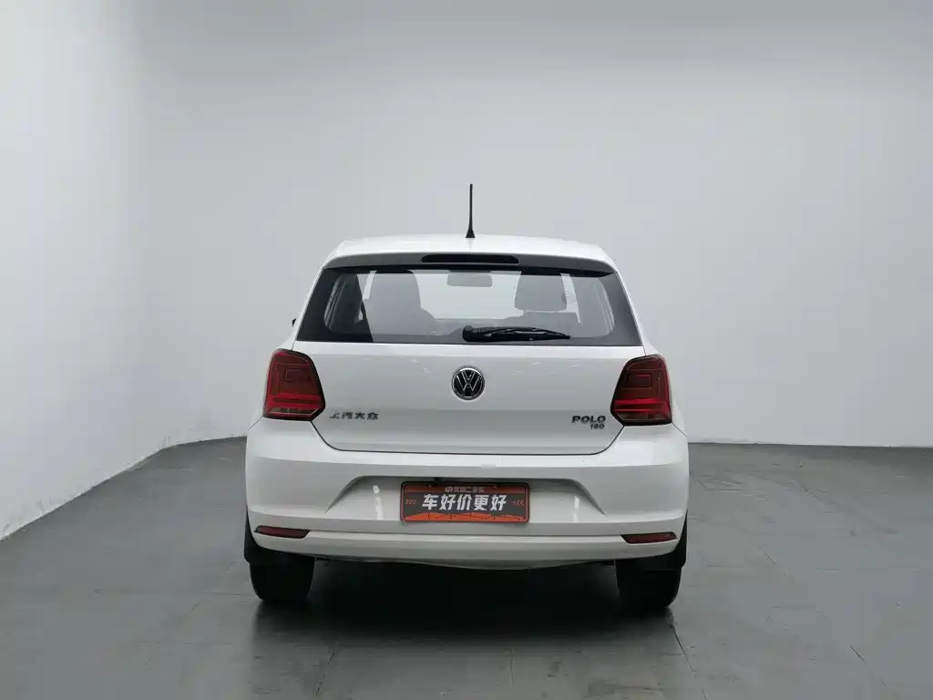Volkswagen Polo — фото 4
