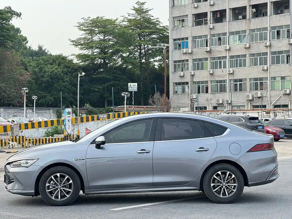 BYD Qin PLUS — фото 7